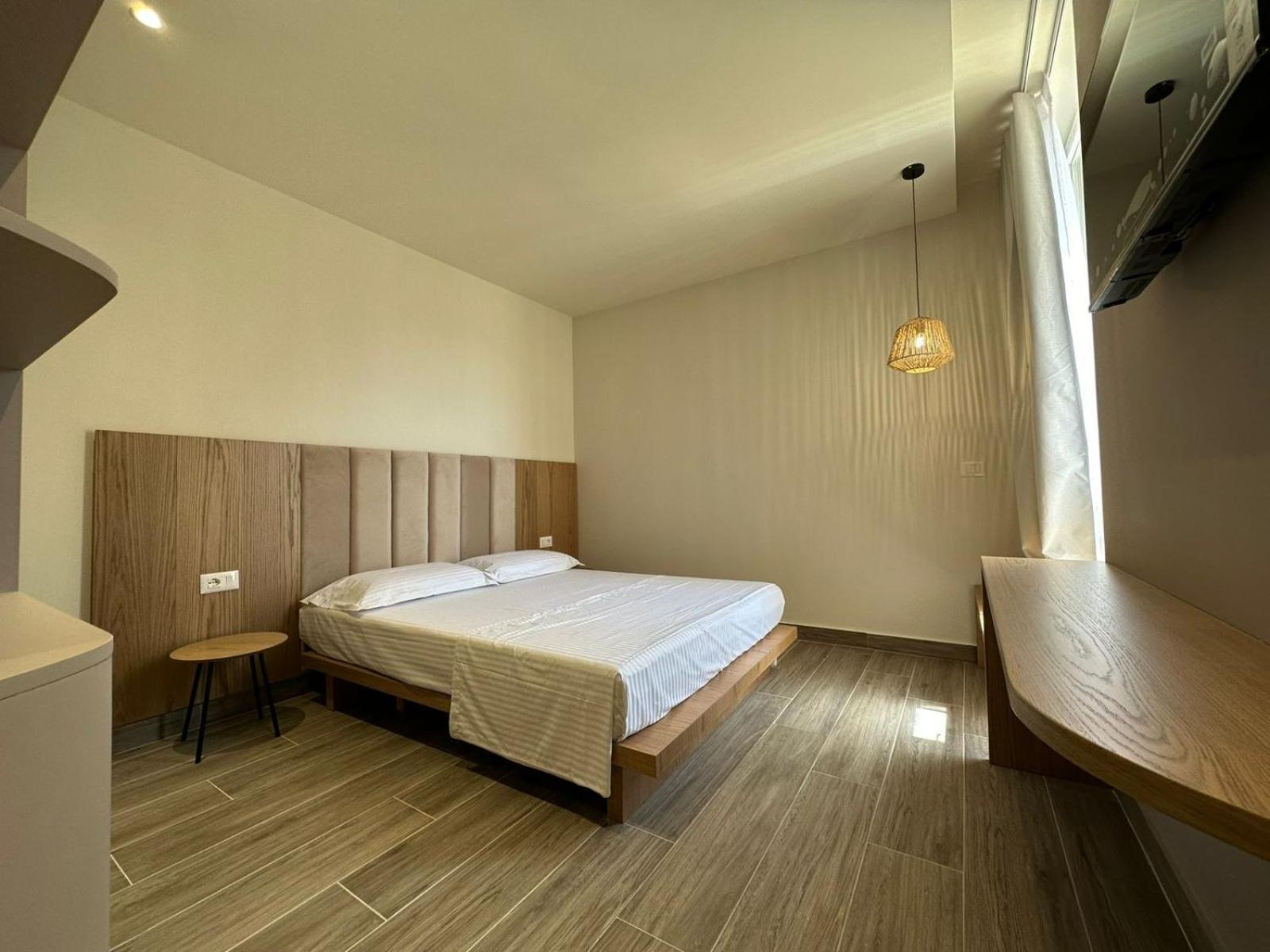 Oni Rooms Saranda Exterior foto